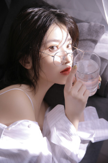 美女视频黄